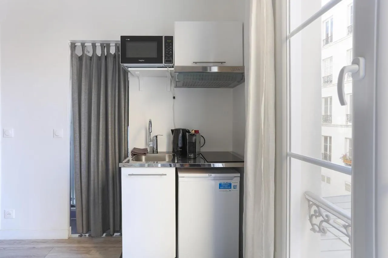 Orsay Cosy Studio Apartment Paris